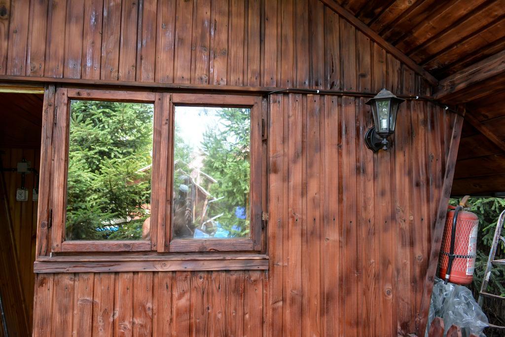 Camping Robinson Country Club Oradea Kamer foto