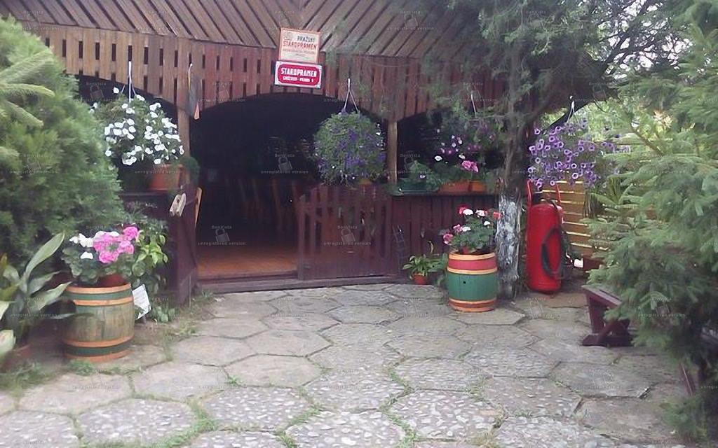 Camping Robinson Country Club Oradea Buitenkant foto